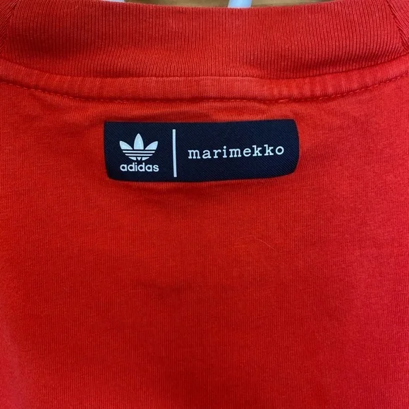 Adidas x marimekko 70s vibe red pink orange and purple T shirt  dress small - Picture 6 of 7